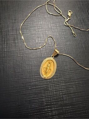 14k solid Gold Virgin Mary Medal Necklace - Women Jewelry